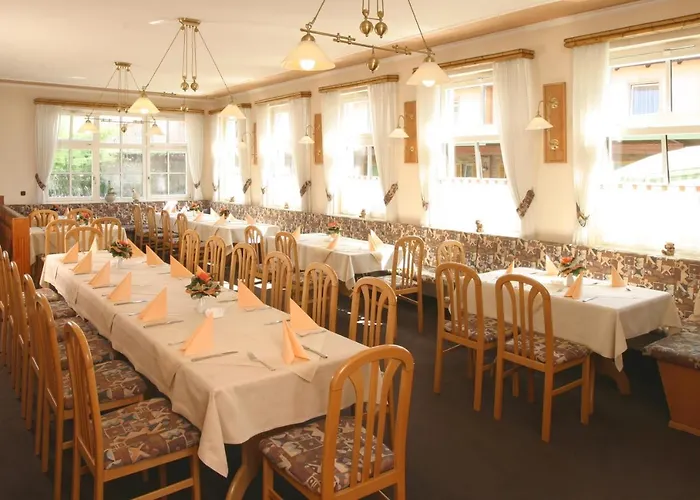 Blaue Grotte & Frankenhotel 3* Debring